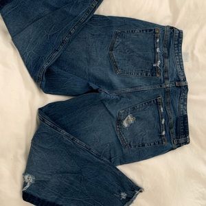 ABERCROMBIE & FITCH HIGH RISE ANKLE STRAIGHT SIZE 32